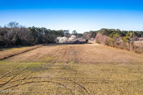 2771 H C Turner Road Pink Hill NC 28572