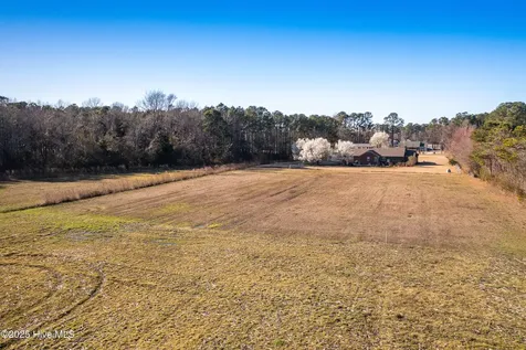 2771 H C Turner Road Pink Hill NC 28572