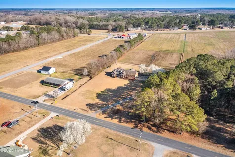 2771 H C Turner Road Pink Hill NC 28572