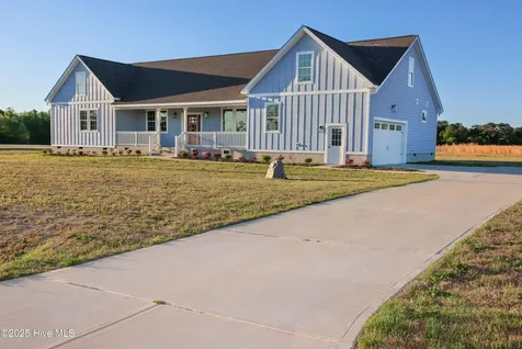 5183 Finch Road Sims NC 27880