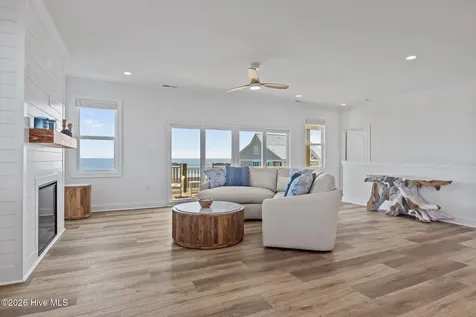 1707 Emerald Drive Emerald Isle NC 28594
