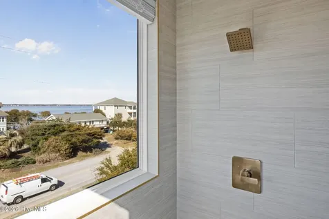 1707 Emerald Drive Emerald Isle NC 28594