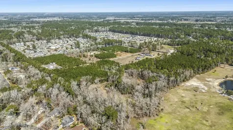 634 Persimmon Road Calabash NC 28467