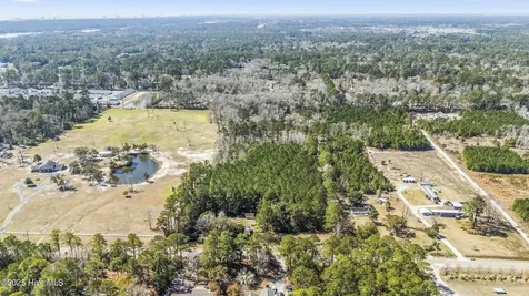 634 Persimmon Road Calabash NC 28467