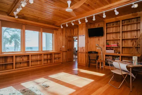 121 Nixons Beach Road Edenton NC 27932