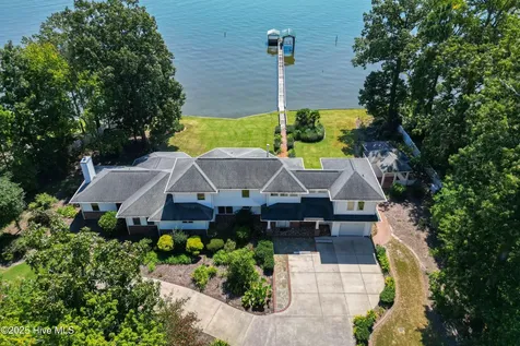 121 Nixons Beach Road Edenton NC 27932