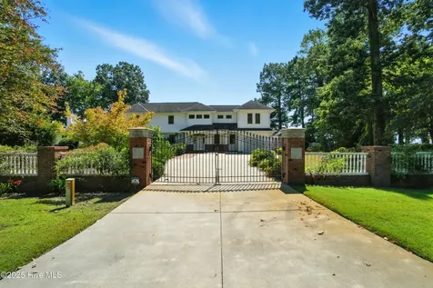 121 Nixons Beach Road Edenton NC 27932