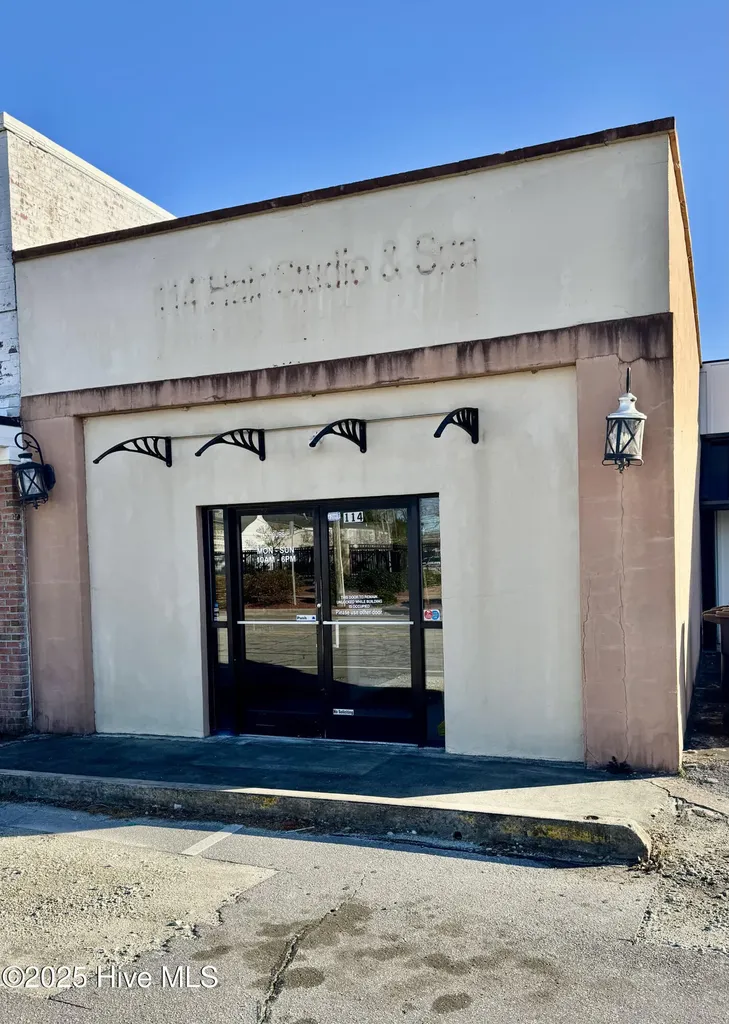 114 Chaney Avenue Jacksonville NC 28540
