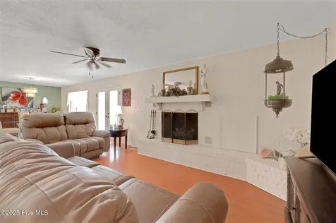 320 Pinecrest Drive Chadbourn NC 28431