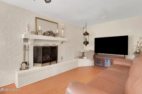 320 Pinecrest Drive Chadbourn NC 28431