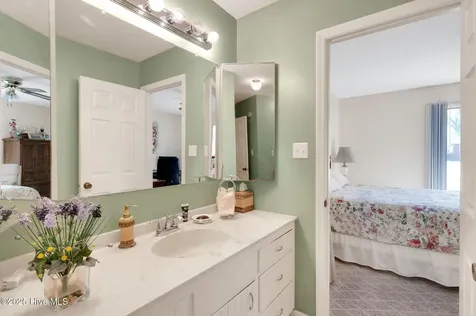 320 Pinecrest Drive Chadbourn NC 28431