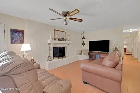 320 Pinecrest Drive Chadbourn NC 28431