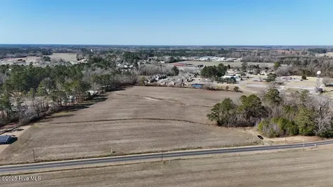 260 Bragaw Lane Chocowinity NC 27817