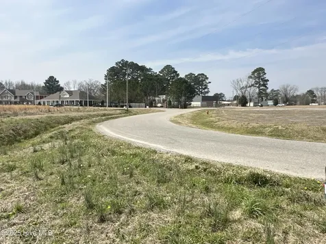 260 Bragaw Lane Chocowinity NC 27817