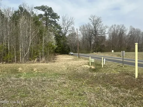 260 Bragaw Lane Chocowinity NC 27817