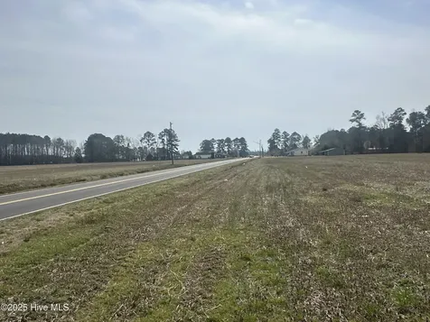 260 Bragaw Lane Chocowinity NC 27817