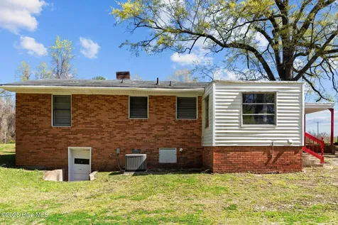 3630 E 10th Street Greenville NC 27858