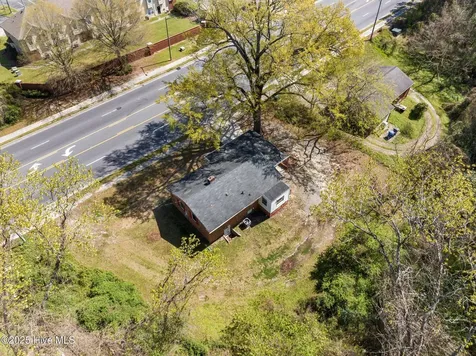 3630 E 10th Street Greenville NC 27858