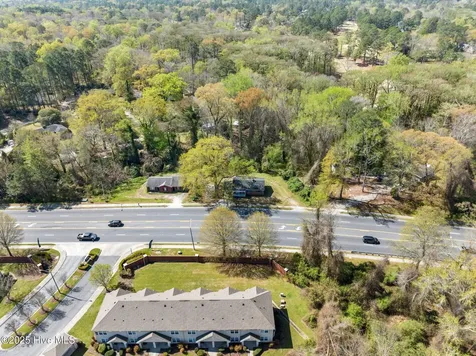 3630 E 10th Street Greenville NC 27858