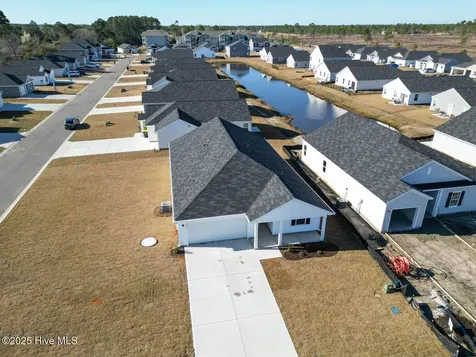 4853 Abbington Oaks Way SE Southport NC 28461