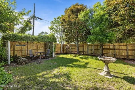 209 N 8th Street Morehead City NC 28557
