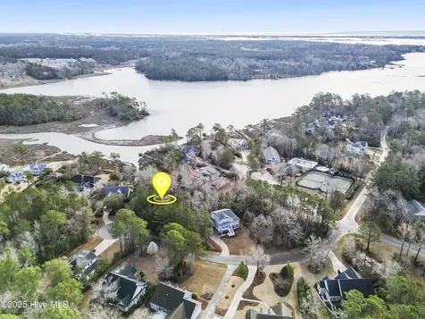 20 West High Bluff Drive Hampstead NC 28443