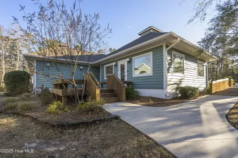 20 West High Bluff Drive Hampstead NC 28443