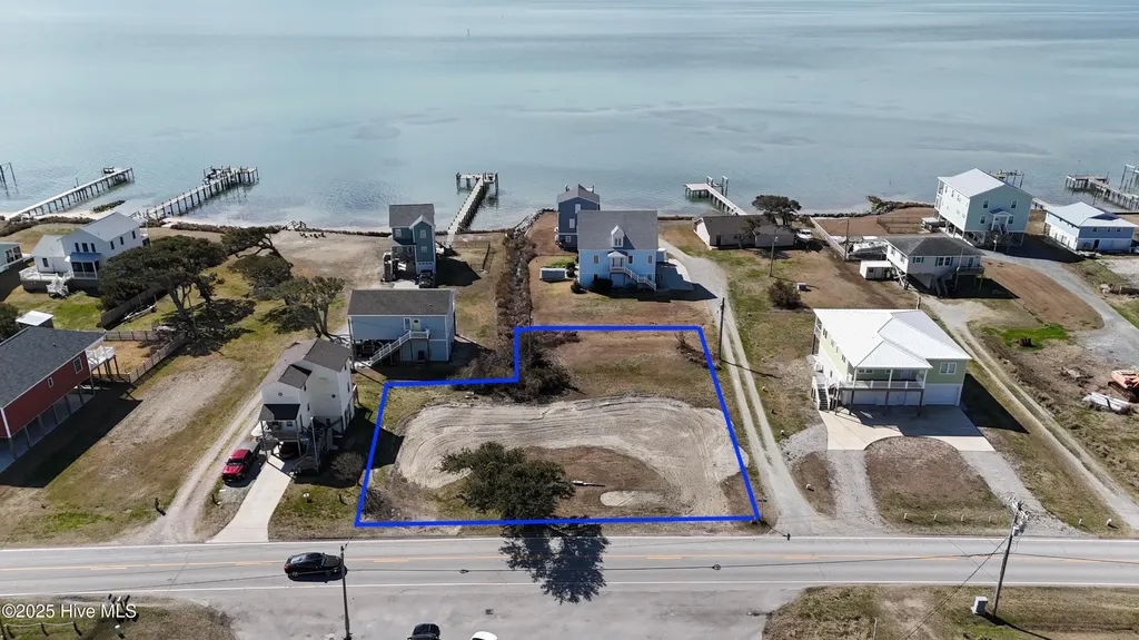 908 & 922 Island Road Harkers Island NC 28531