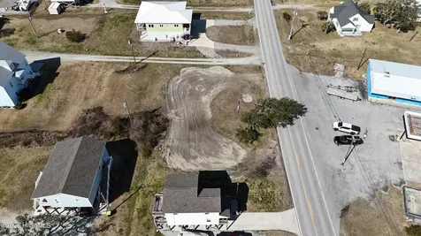 908 & 922 Island Road Harkers Island NC 28531