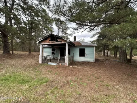 18345 Airbase Road Laurinburg NC 28352