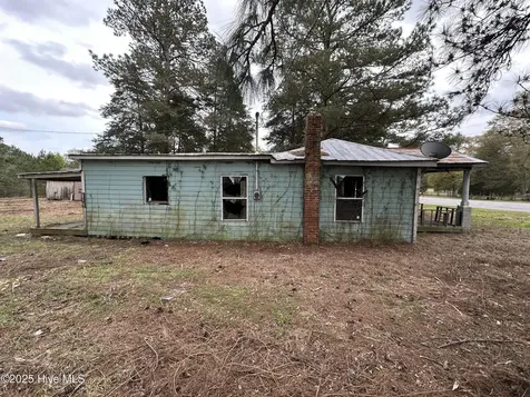 18345 Airbase Road Laurinburg NC 28352