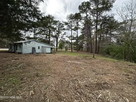 18345 Airbase Road Laurinburg NC 28352