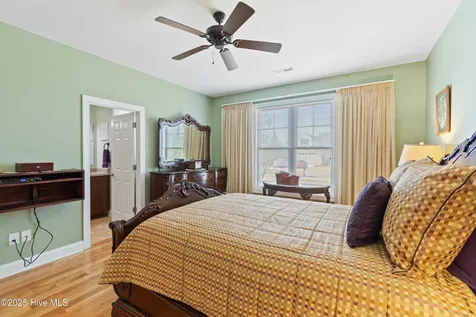 2824 Pine Forest Drive Southport NC 28461