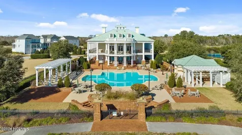 216 Colleton Square Newport NC 28570