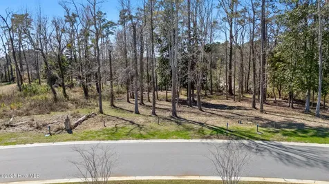 228 Preservation Point Avenue Wilmington NC 28401