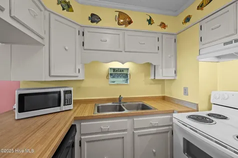 10300 Coast Guard Road Emerald Isle NC 28594