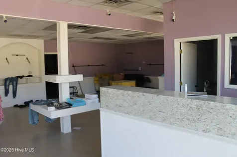 1041 S Madison Street Whiteville NC 28472
