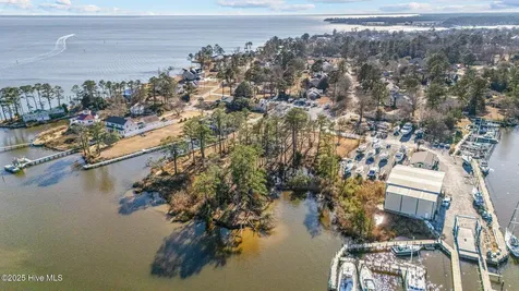 1238 Neuse Drive Oriental NC 28571