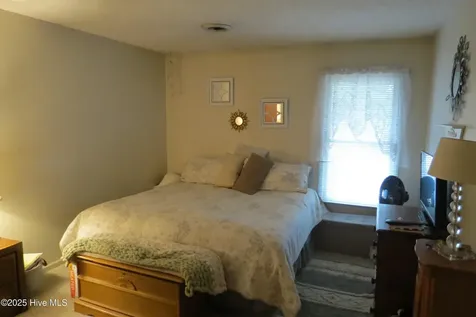 609 Ragan Road Oriental NC 28571