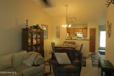 609 Ragan Road Oriental NC 28571
