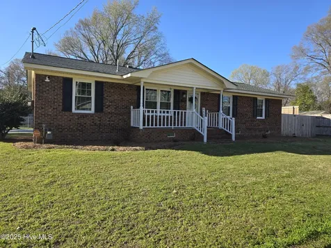 3468 South George Street Farmville NC 27828