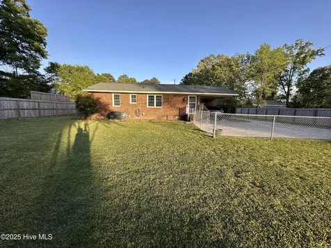3468 South George Street Farmville NC 27828