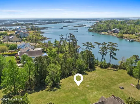 119 Waters Edge Drive Hampstead NC 28443