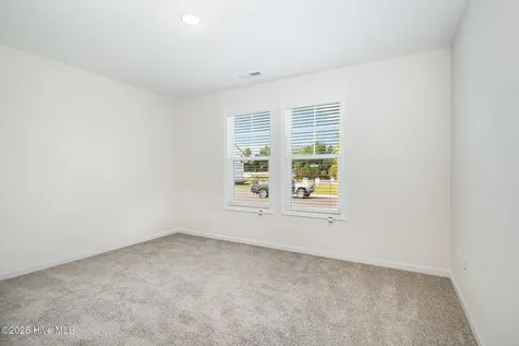 8 W Emily Gardens Drive Selma NC 27576