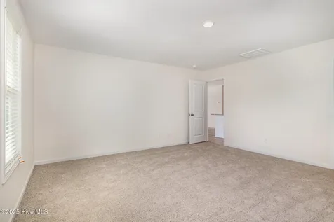 8 W Emily Gardens Drive Selma NC 27576