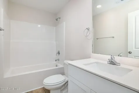 8 W Emily Gardens Drive Selma NC 27576