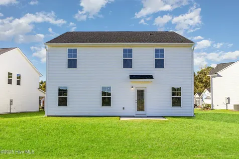 82 W Emily Gardens Drive Selma NC 27576