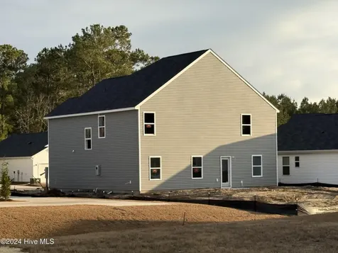 5239 Meagan Lane NE Winnabow NC 28479