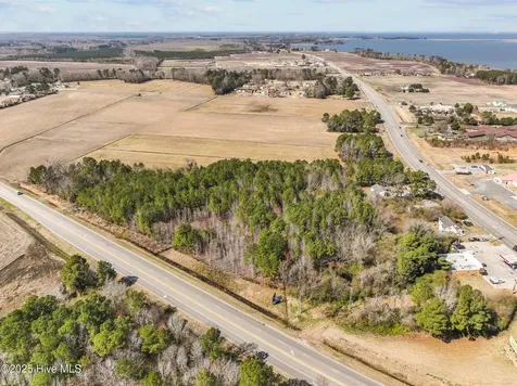 160 Shortcut Road Barco NC 27917