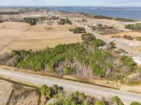 160 Shortcut Road Barco NC 27917